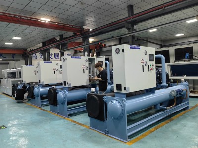 風(fēng)冷冷水機(jī)在工業(yè)制冷中的優(yōu)勢探討